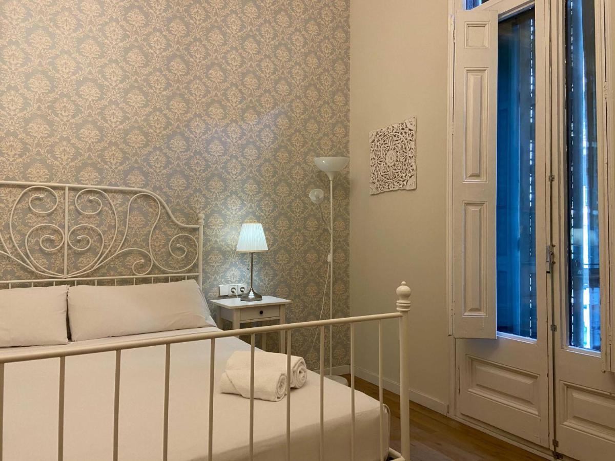 Lumine Luxury Suites By Gaiarooms Барселона Екстер'єр фото