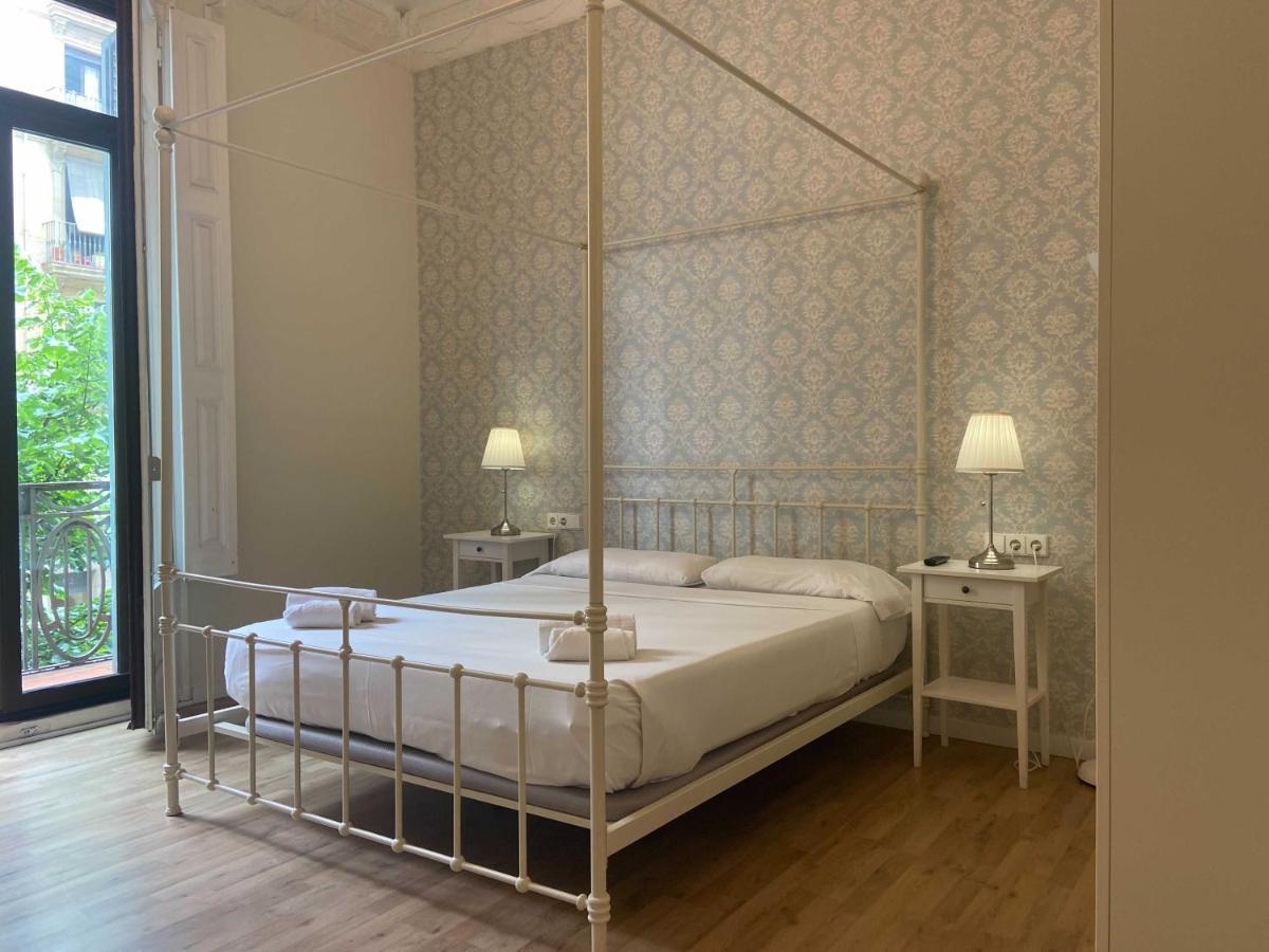 Lumine Luxury Suites By Gaiarooms Барселона Екстер'єр фото