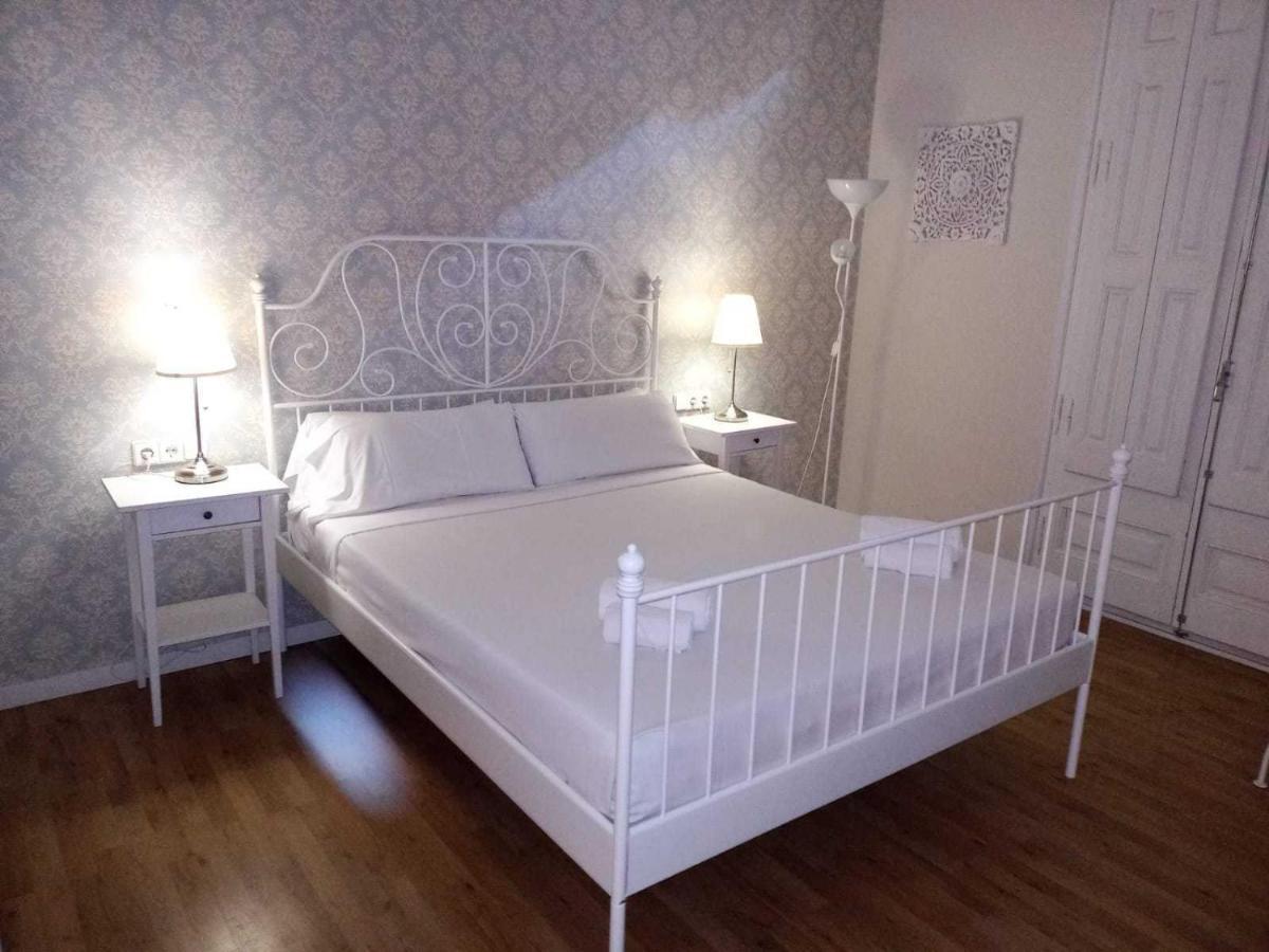 Lumine Luxury Suites By Gaiarooms Барселона Екстер'єр фото