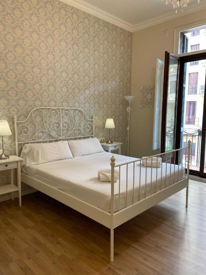Lumine Luxury Suites By Gaiarooms Барселона Екстер'єр фото