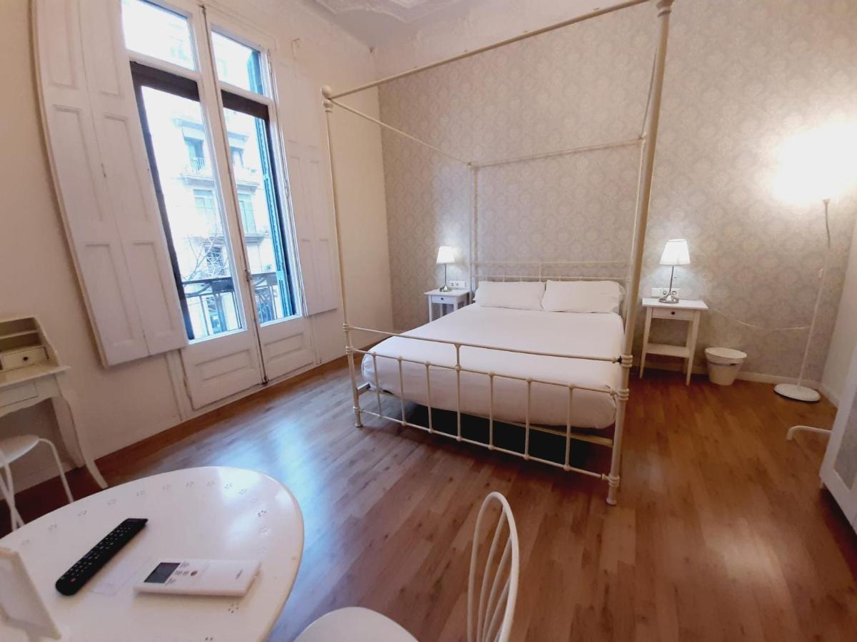 Lumine Luxury Suites By Gaiarooms Барселона Екстер'єр фото