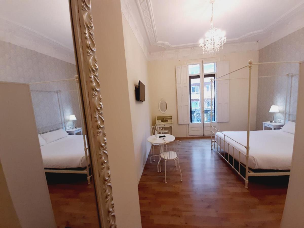 Lumine Luxury Suites By Gaiarooms Барселона Екстер'єр фото